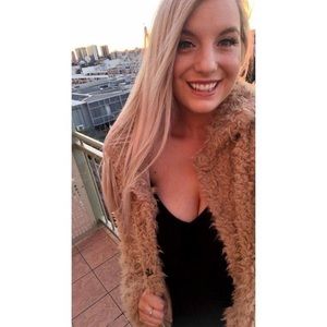 Meet your Posher, Stacey